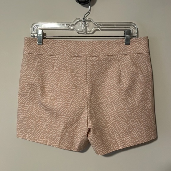 Kenar blush color leaf print woman’s shorts size 8 - Picture 2 of 6